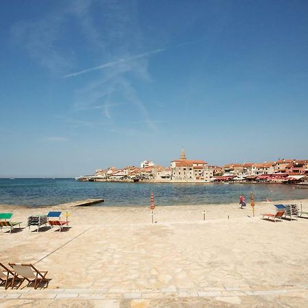 Downtown Beach Apartments Umag Zewnętrze zdjęcie